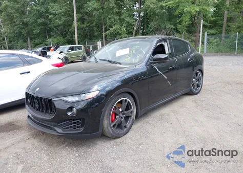 2018 Maserati Levante из США, поврежденный, VIN ZN661XUA6JX303617